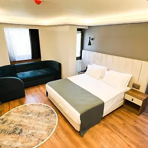 Nira Boutique Анкара